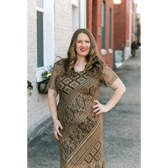 💥BLACK FRIDAY BOGO FREE EVERYTHING💥 M/L 80s Gold Lace and Fringe Dress - Picture 1 of 5